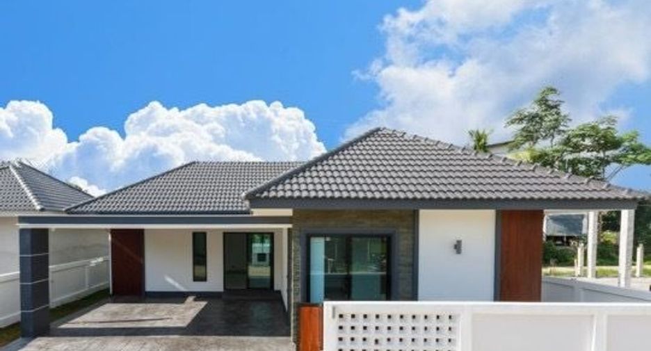 For sale 2 bedrooms house in San Kamphaeng, Chiang Mai