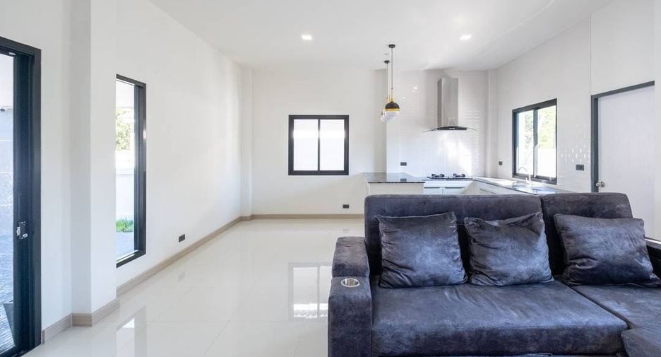 For sale 2 bedrooms house in San Kamphaeng, Chiang Mai