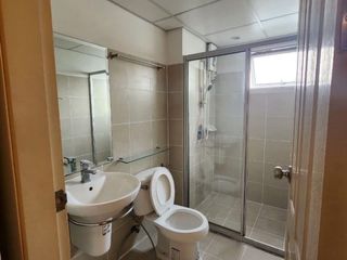 For sale and for rent studio condo in Watthana, Bangkok