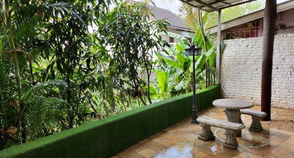 For sale and for rent 3 bedrooms house in Saraphi, Chiang Mai