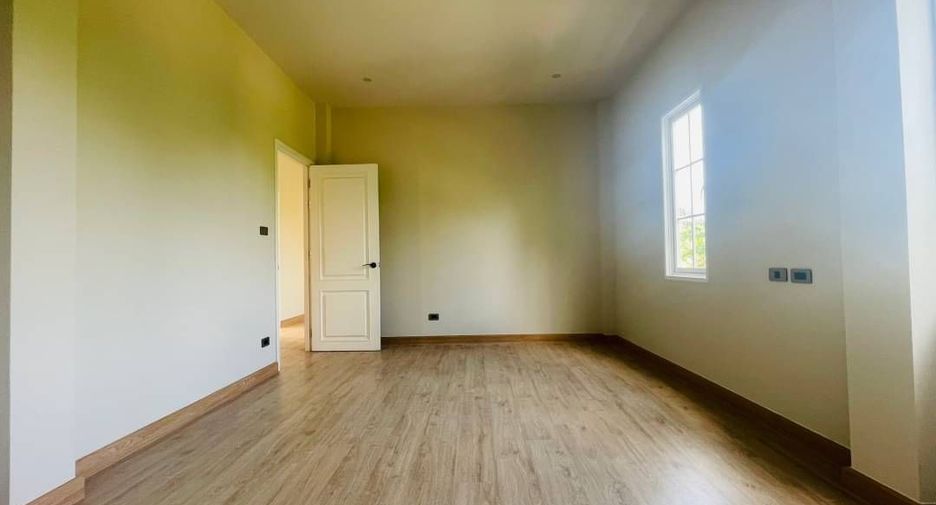 Casa en venta de 5 habitaciones en Hang Dong, Chiang Mai