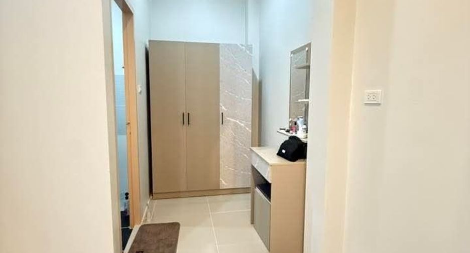 For rent 3 bedrooms house in Saraphi, Chiang Mai