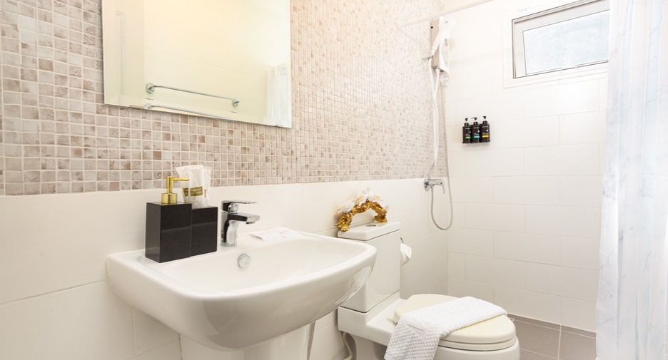 For rent 3 bedrooms townhouse in Mueang Chiang Mai, Chiang Mai