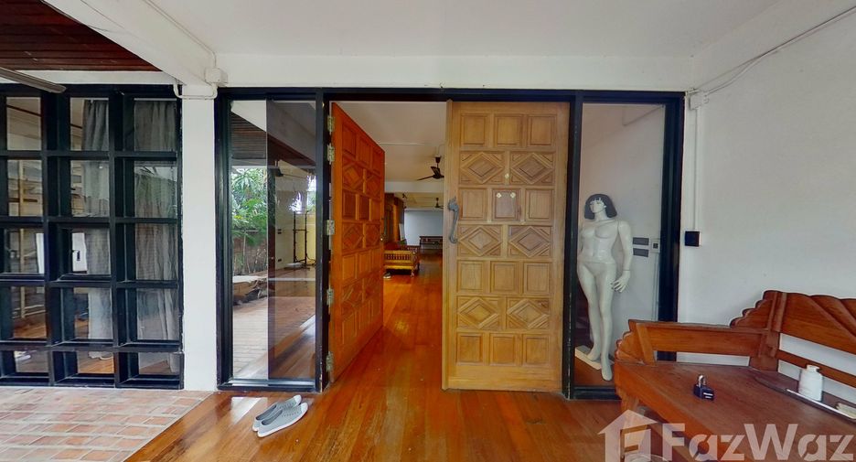 Reihenhaus zum Kauf mit 5 Zimmer in Sathon, Bangkok