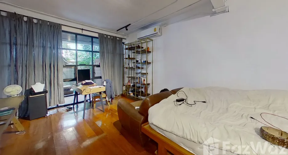 Reihenhaus zum Kauf mit 5 Zimmer in Sathon, Bangkok