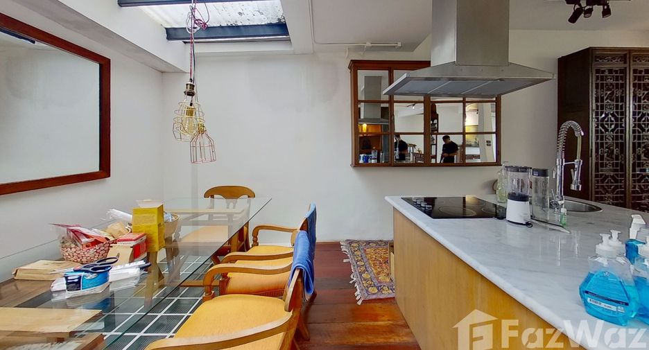 Reihenhaus zum Kauf mit 5 Zimmer in Sathon, Bangkok