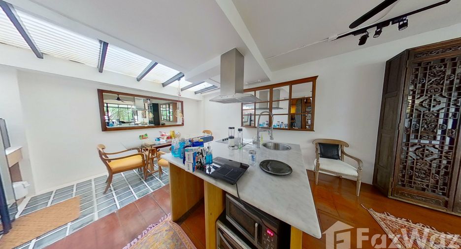 Reihenhaus zum Kauf mit 5 Zimmer in Sathon, Bangkok