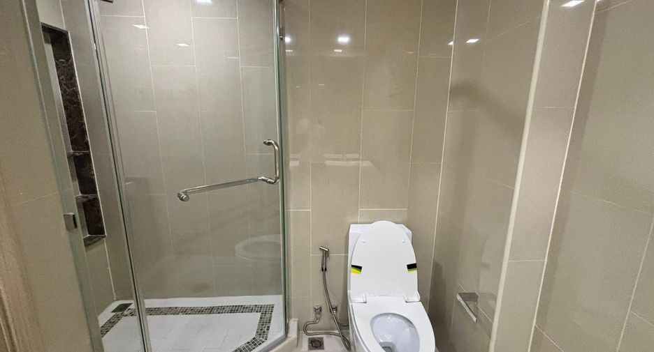 Condo en alquiler de 1 habitaciones en Bang Lamung, Chonburi
