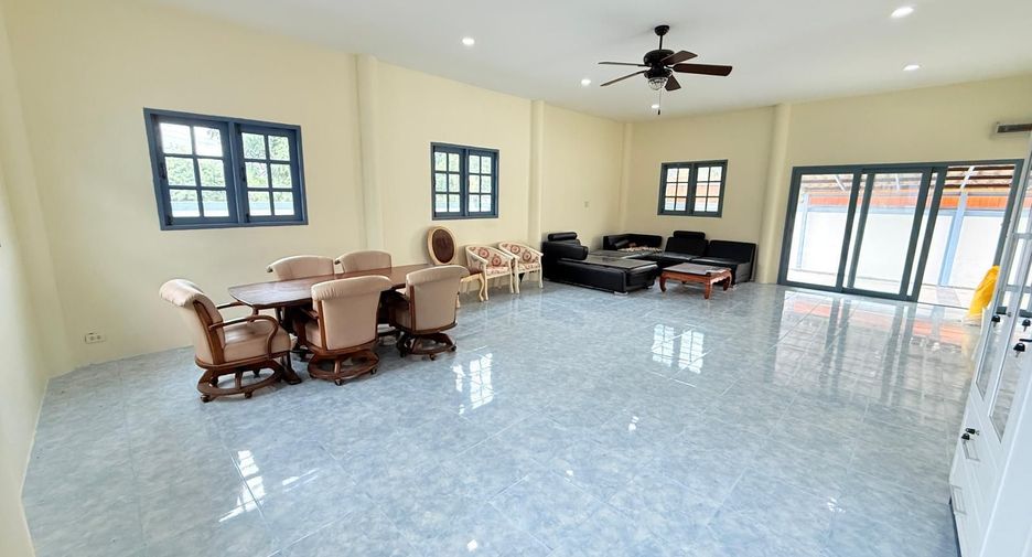 For sale 2 bedrooms villa in Hua Hin, Prachuap Khiri Khan