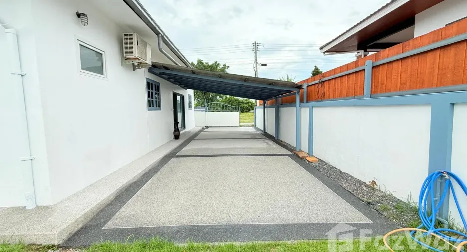For sale 2 bedrooms villa in Hua Hin, Prachuap Khiri Khan