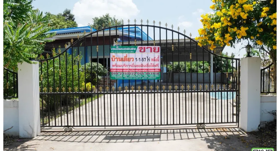 For sale 2 bedrooms house in Phichai, Uttaradit