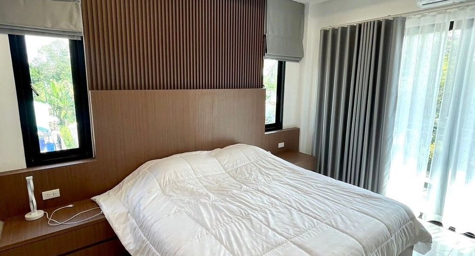 Villa en alquiler de 4 habitaciones en Bang Lamung, Chonburi
