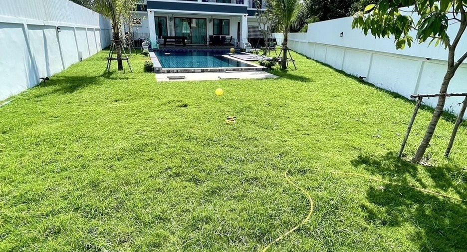 Villa en alquiler de 4 habitaciones en Bang Lamung, Chonburi