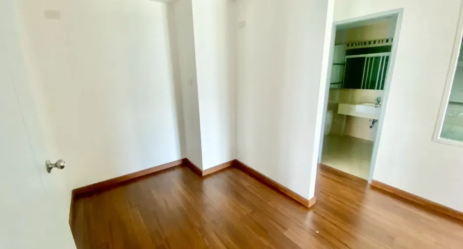 For sale 2 bedrooms condo in Mueang Chiang Mai, Chiang Mai
