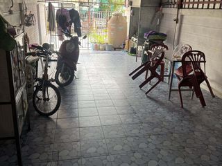 出售 2 卧室 联排别墅 在 Si Racha, Chon Buri