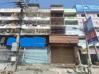 For sale そして for rent retail Space in Mueang Samut Prakan, Samut Prakan