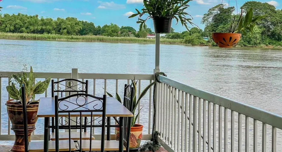 ขาย 2 ห้องนอน โรงแรม ใน เมืองอุทัยธานี, อุทัยธานี