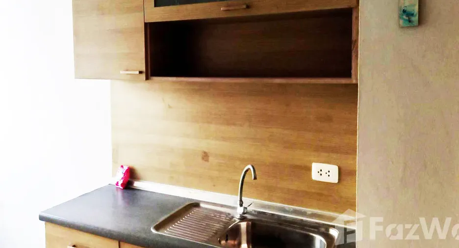 For sale 1 bed condo in Huai Khwang, Bangkok