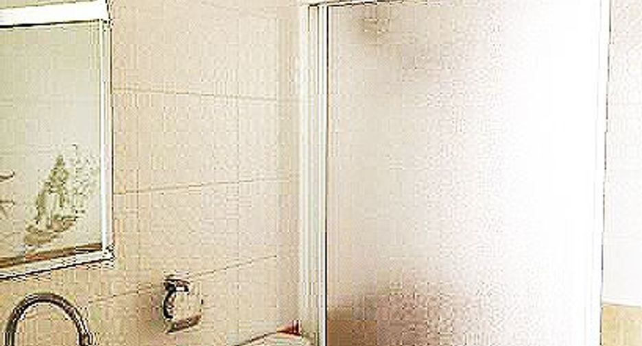 For sale 1 bed condo in Huai Khwang, Bangkok