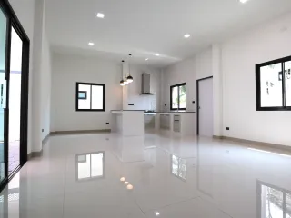 À vendre 2 chambres maison à San Kamphaeng, Chiang Mai