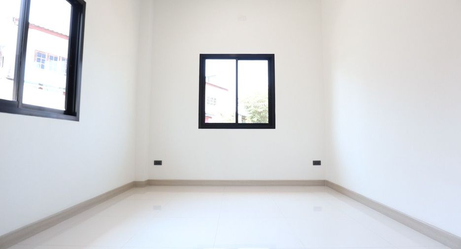 Casa en venta de 2 habitaciones en San Kamphaeng, Chiang Mai