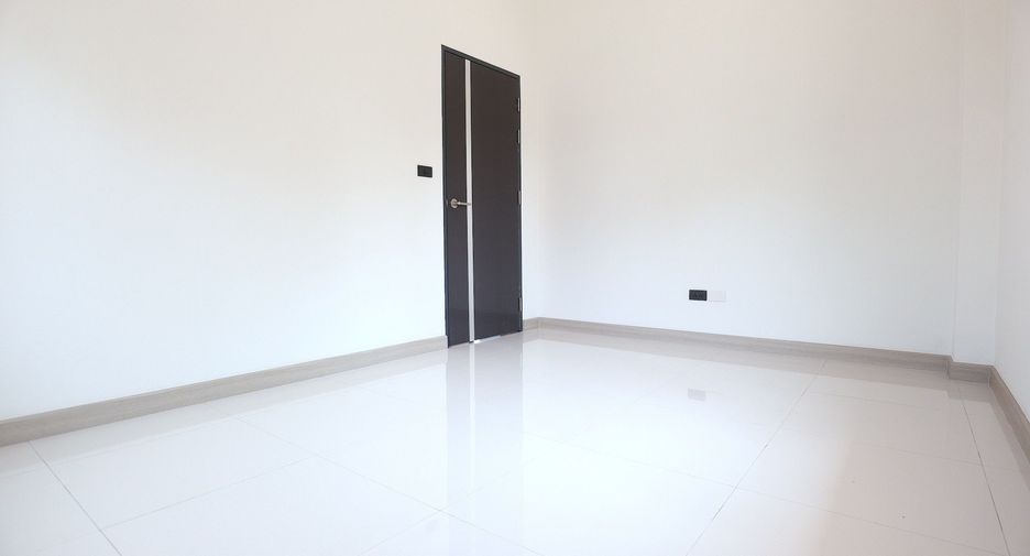 Casa en venta de 2 habitaciones en San Kamphaeng, Chiang Mai