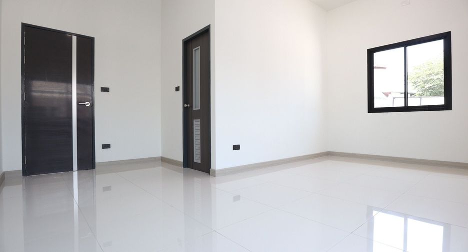 Casa en venta de 2 habitaciones en San Kamphaeng, Chiang Mai