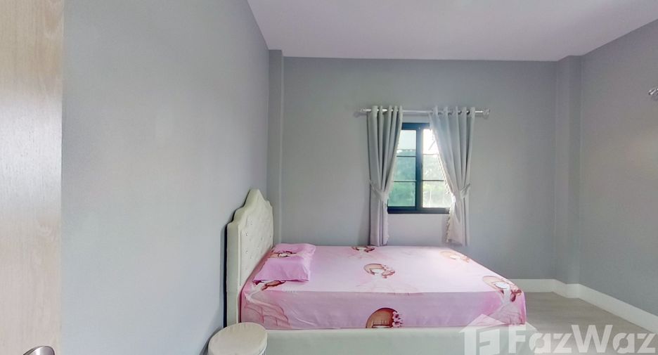 For sale 4 bedrooms house in Saraphi, Chiang Mai