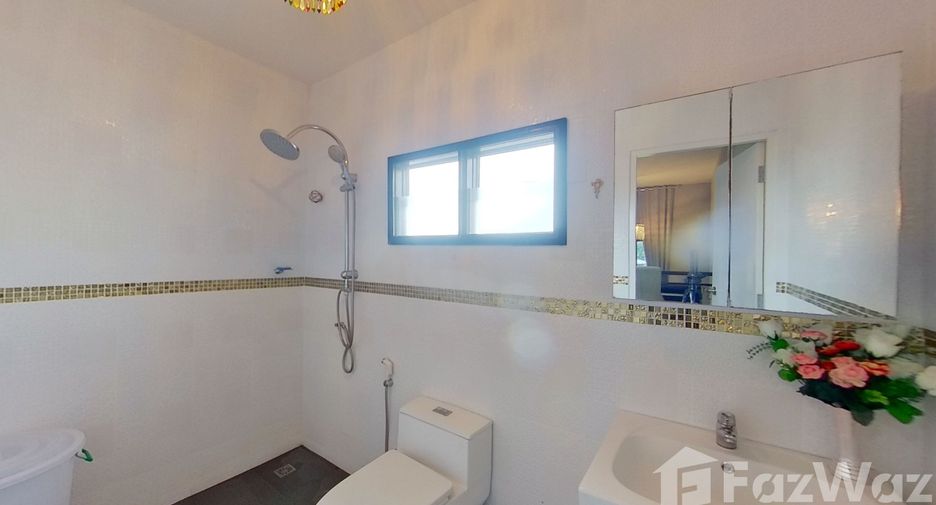 For sale 4 bedrooms house in Saraphi, Chiang Mai