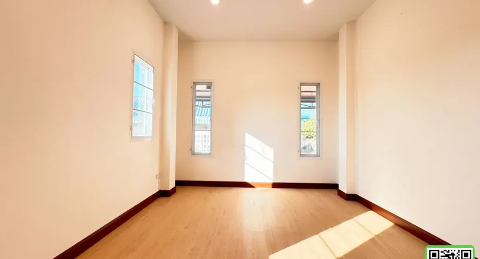 For sale 2 bedrooms house in Mueang Uttaradit, Uttaradit