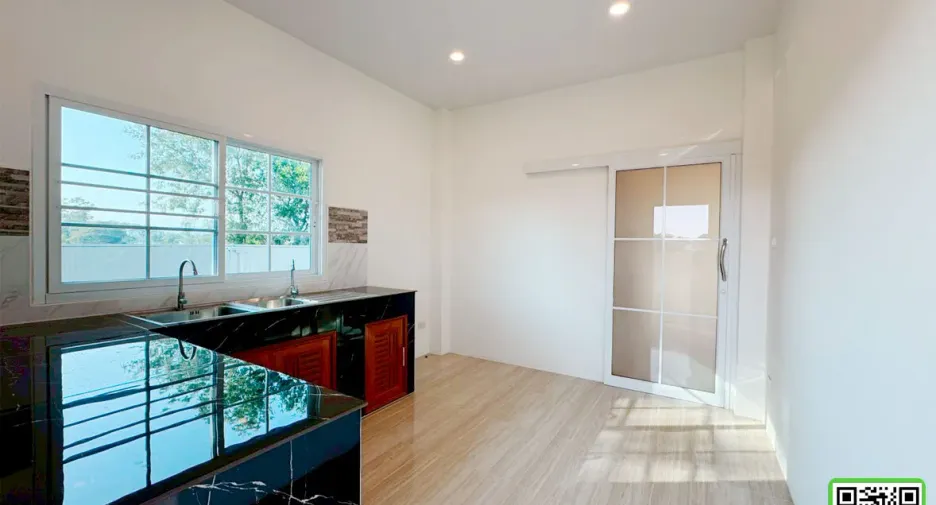 For sale 2 bedrooms house in Mueang Uttaradit, Uttaradit