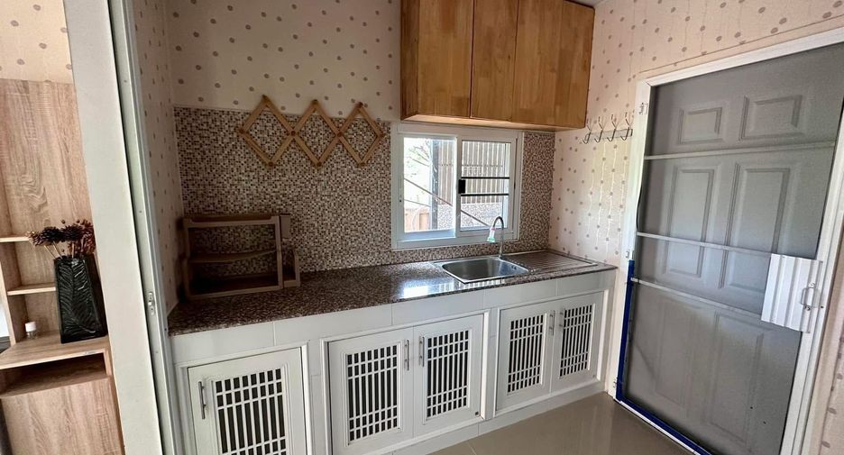 For rent 4 bedrooms house in Doi Saket, Chiang Mai