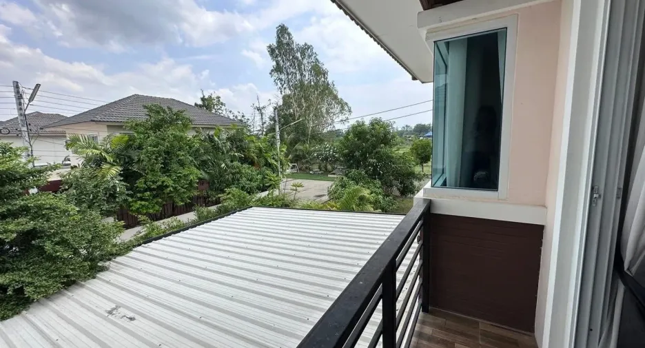 For rent 4 bedrooms house in Doi Saket, Chiang Mai