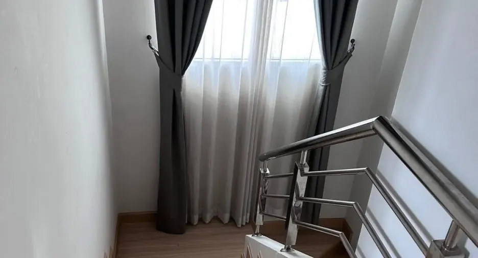 For rent 4 bedrooms house in Doi Saket, Chiang Mai