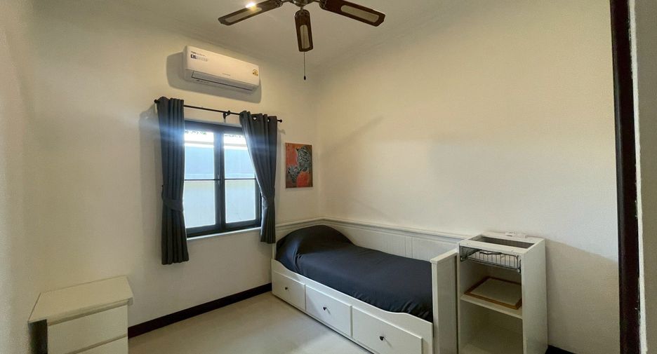 For rent 3 bedrooms villa in Hua Hin, Prachuap Khiri Khan