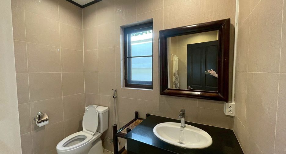 For rent 3 bedrooms villa in Hua Hin, Prachuap Khiri Khan