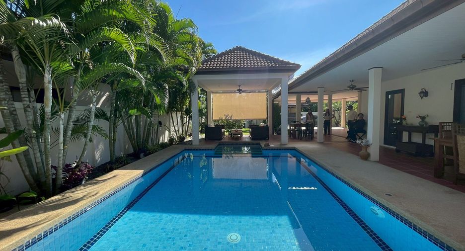 For rent 3 bedrooms villa in Hua Hin, Prachuap Khiri Khan