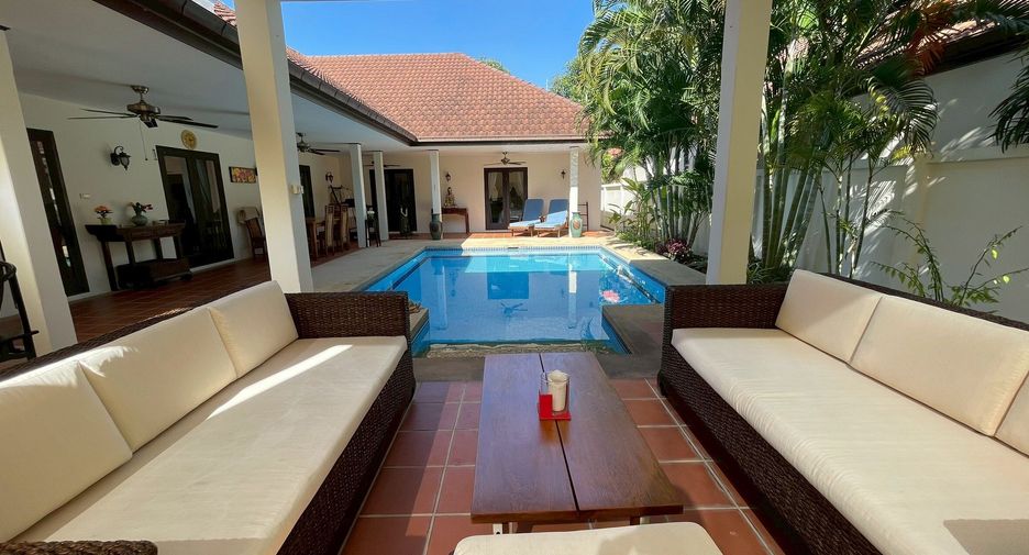 For rent 3 bedrooms villa in Hua Hin, Prachuap Khiri Khan