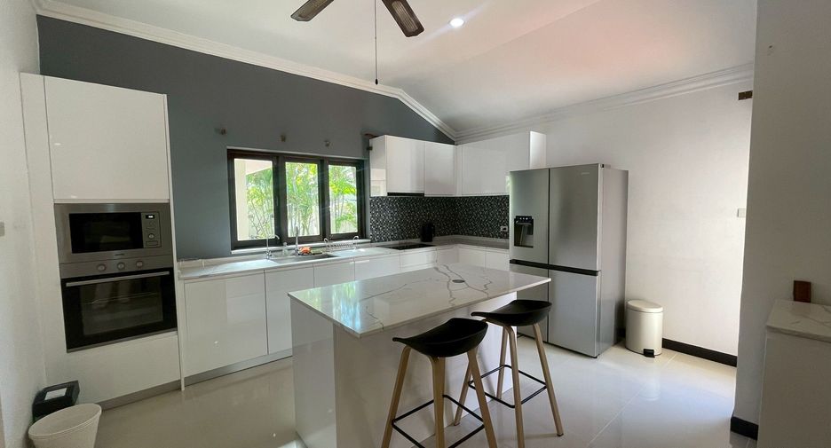 For rent 3 bedrooms villa in Hua Hin, Prachuap Khiri Khan