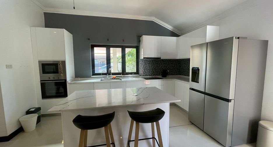 For rent 3 bedrooms villa in Hua Hin, Prachuap Khiri Khan