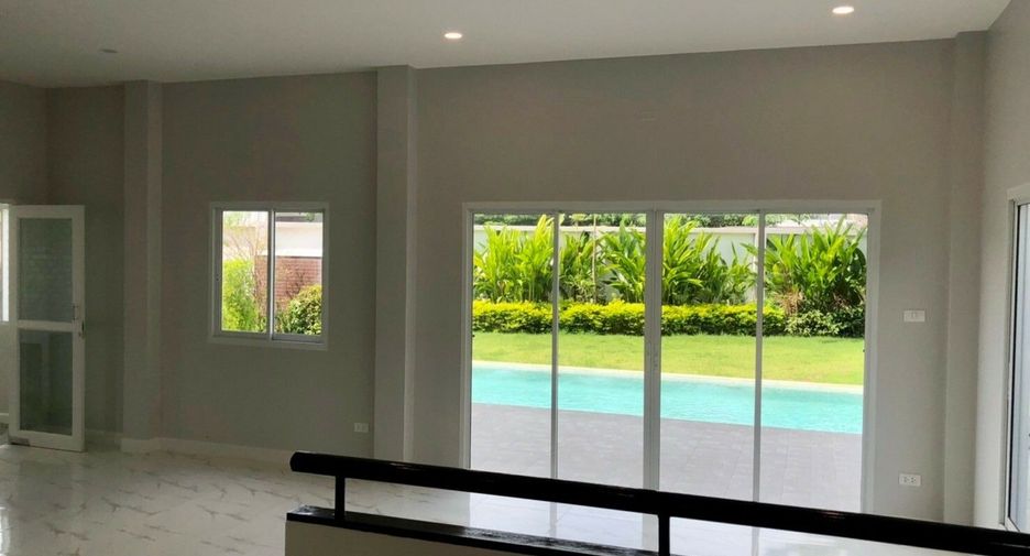 À vendre 4 chambres maison à San Kamphaeng, Chiang Mai