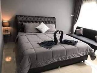 For sale 15 bedrooms hotel in Bang Lamung, Chonburi