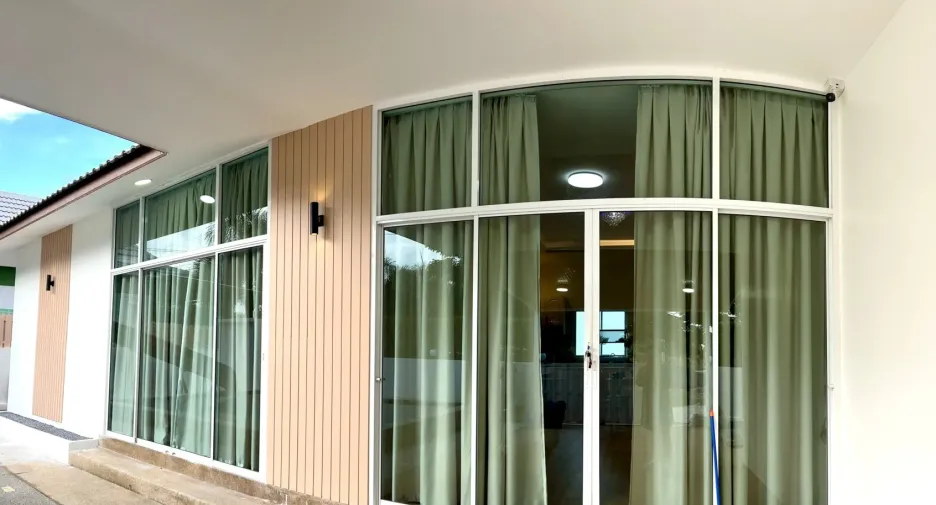 For rent 4 bedrooms villa in Hua Hin, Prachuap Khiri Khan