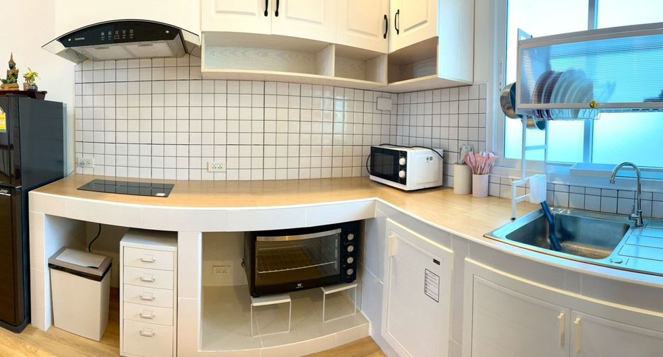 For rent 4 bedrooms villa in Hua Hin, Prachuap Khiri Khan