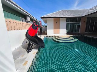 For rent 4 bedrooms villa in Hua Hin, Prachuap Khiri Khan