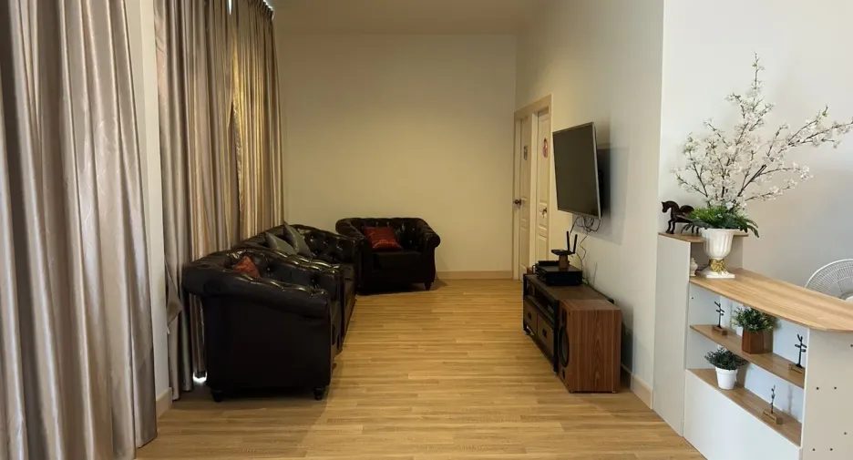 For rent 4 bedrooms villa in Hua Hin, Prachuap Khiri Khan