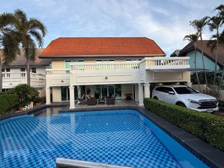 For sale and for rent 3 bedrooms villa in Bang Lamung, Chonburi