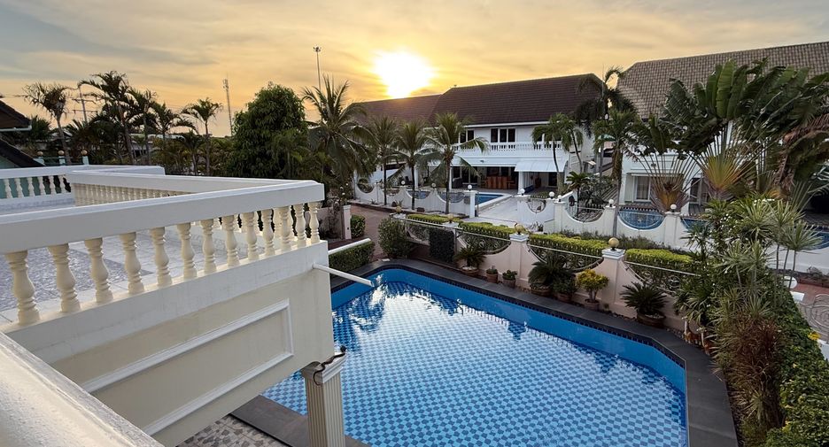 Villa zum Kauf und zur Miete mit 3 Zimmer in Bang Lamung, Chonburi