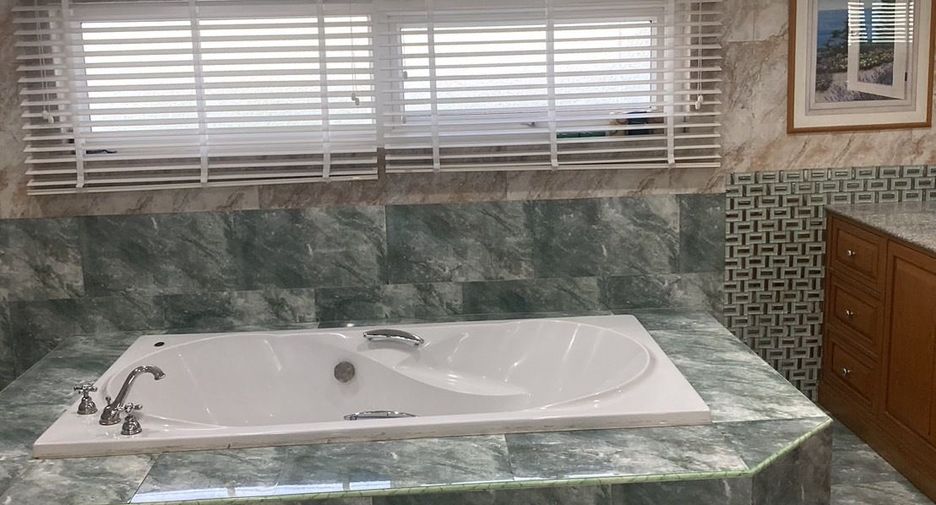 Villa zum Kauf und zur Miete mit 3 Zimmer in Bang Lamung, Chonburi