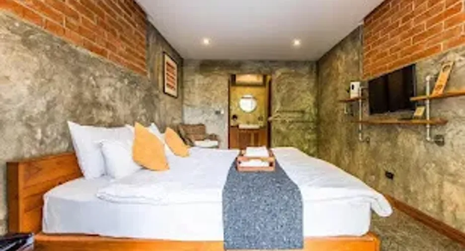 Продажа и аренда 18 спальни отель в Mueang Chiang Mai, Чианг Маи